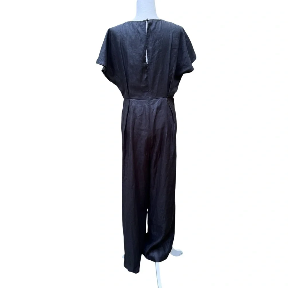 NWOT Banana Republic Linen V Neck Jumpsuit